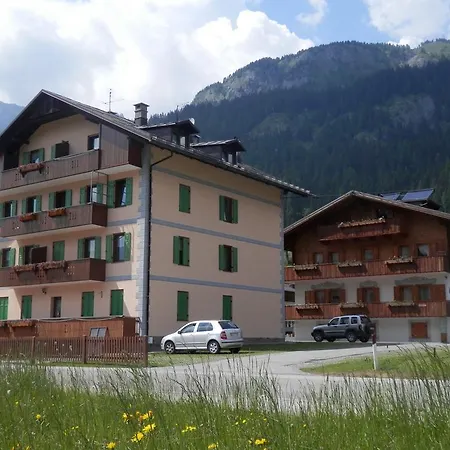 Kratter Sara Lägenhet Sappada