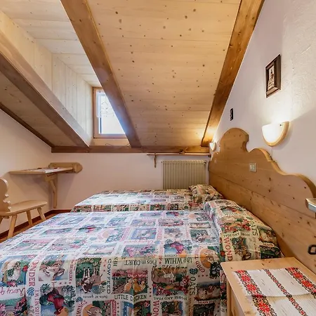 Lägenhet Kratter Sara